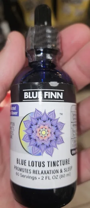 2 Oz Blue Lotus Tincture